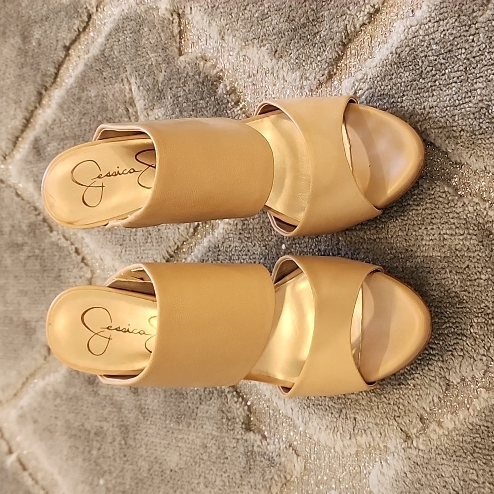 Jessica Simpson Tan Heels Size 7.5